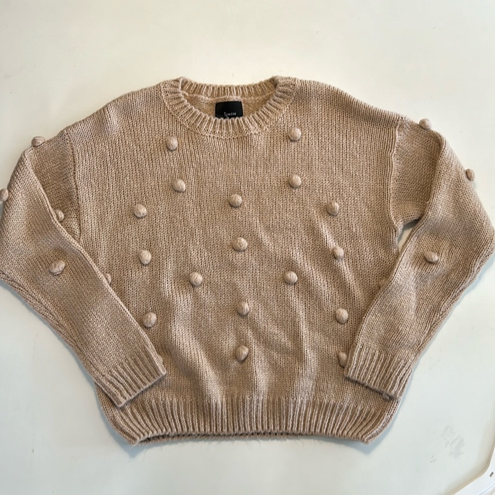 Blush pink sweater with knot detail